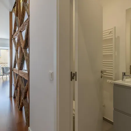 Апартаменты Spacious, Family Friendly 3br & 3wc. Ac/heating. Лиссабон