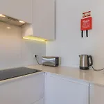 Spacious, Family Friendly 3br & 3wc. Ac/heating. Apartment