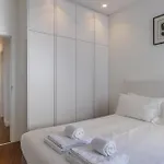Spacious, Family Friendly 3br & 3wc. Ac/heating. Apartment Lisbon