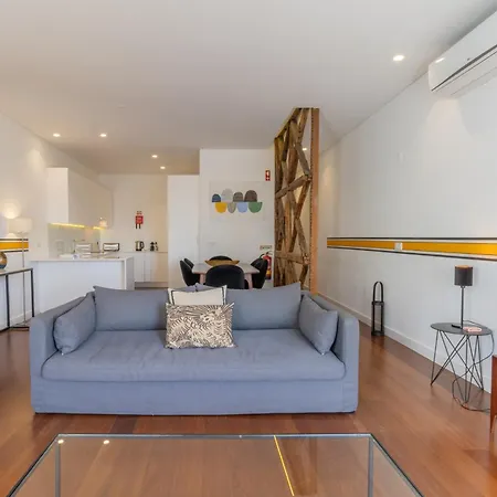 Spacious, Family Friendly 3br & 3wc. Ac/heating. リスボン