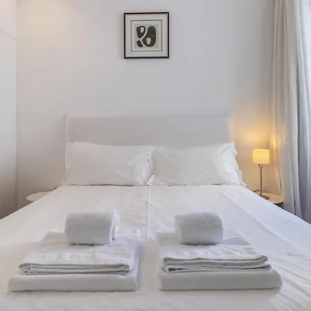 Spacious, Family Friendly 3br & 3wc. Ac/heating. * リスボン