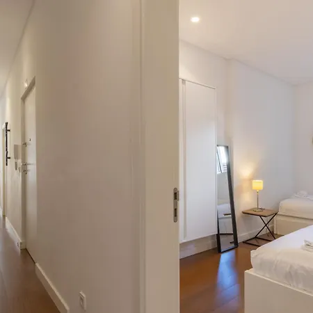 Apartamento Spacious, Family Friendly 3br & 3wc. Ac/heating. *